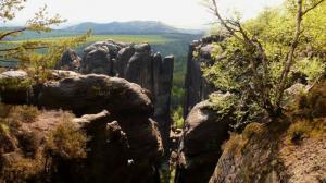 Elbsandsteingebirge: Malerweg mit Aussicht