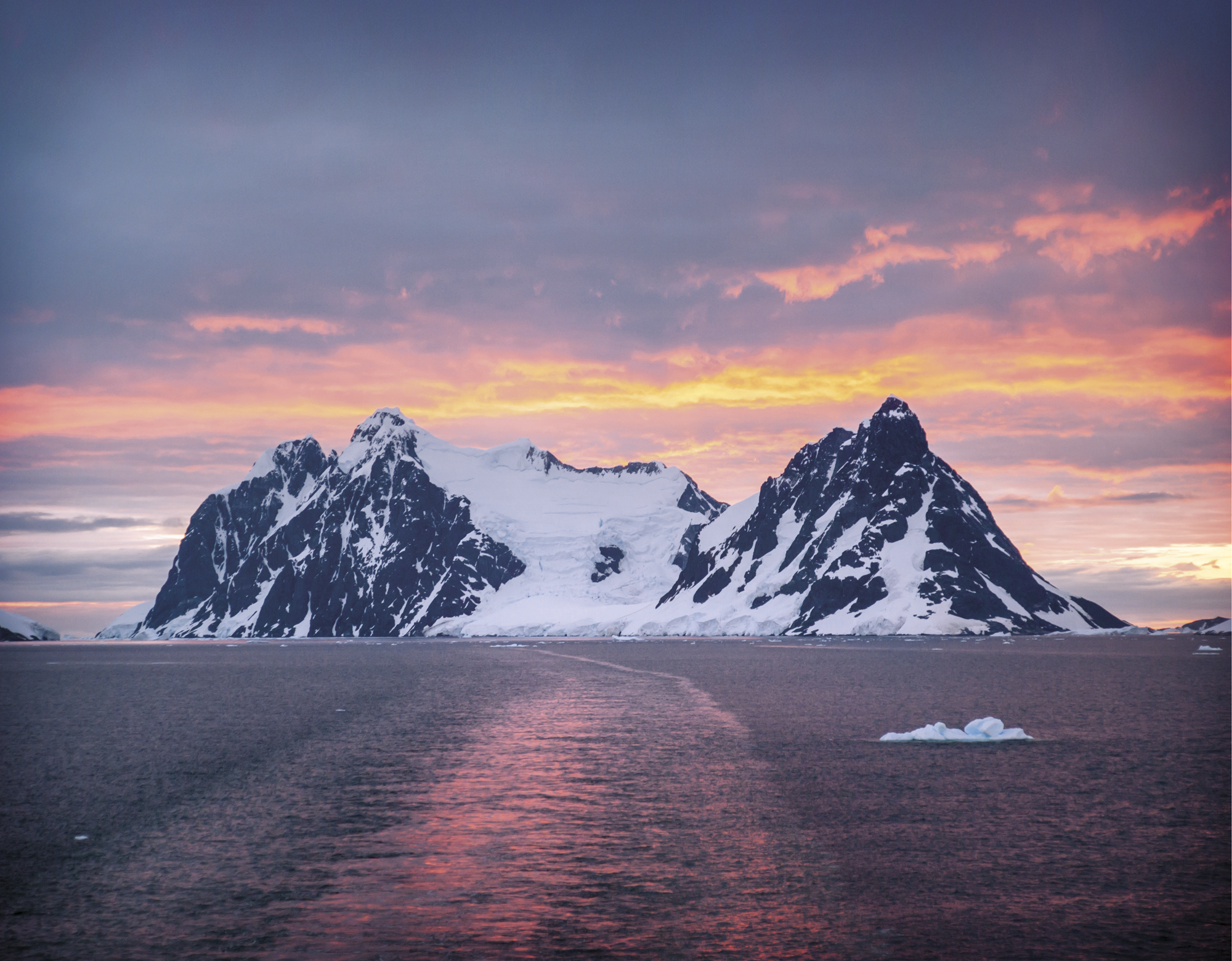 MS PLANCIUS: Spitzbergen - Ostgrönland - Island