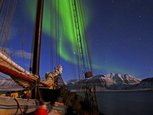 Norwegen - Segeln, Nordlichter und Wale