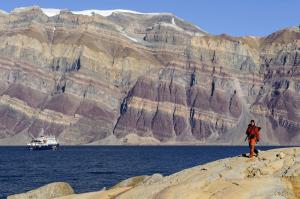 Spitzbergen • Grönland • Island - Herbstlicher Farbrausch in der Arktis